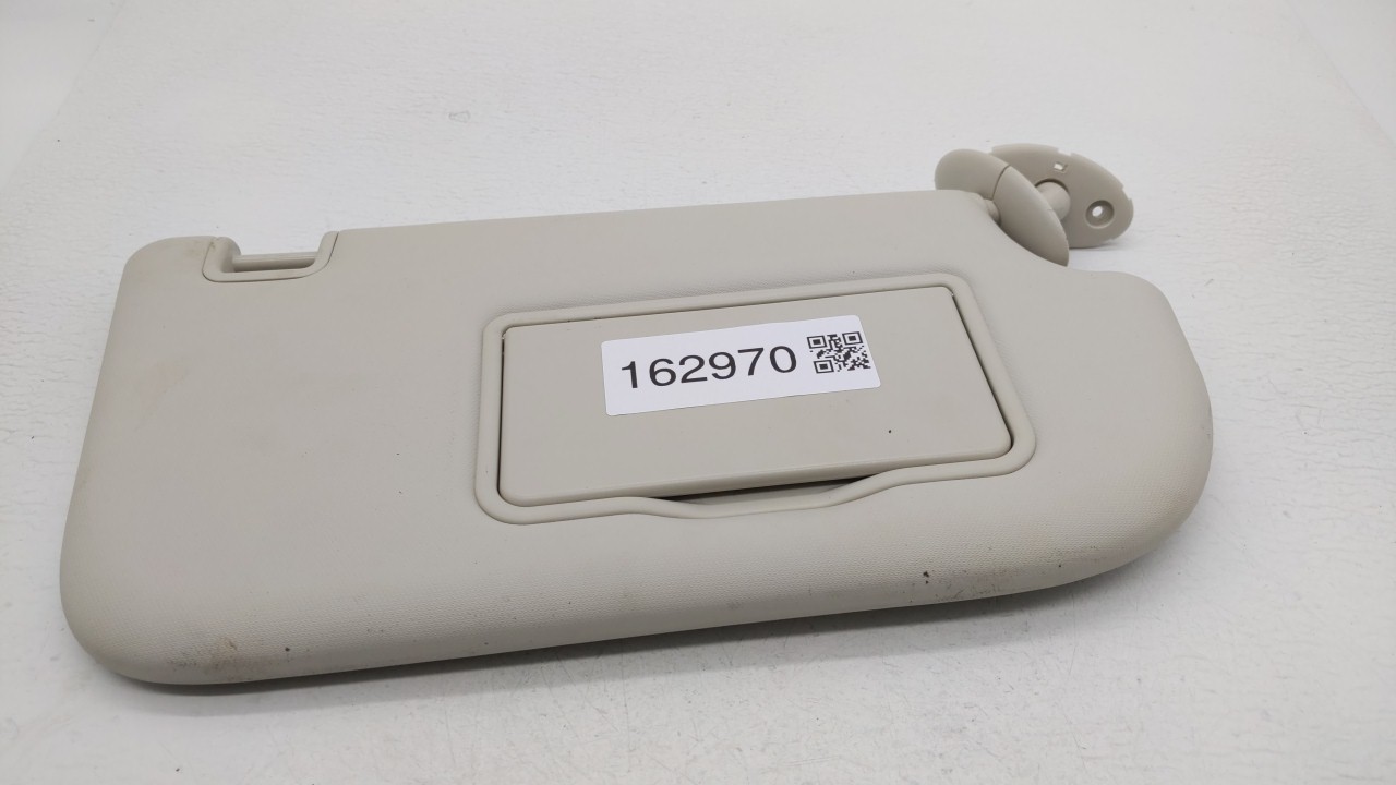 Picture of 2013-2019 Ford Escape Passenger Sun Visor Mirror Right Sunvisor Ivory 162970