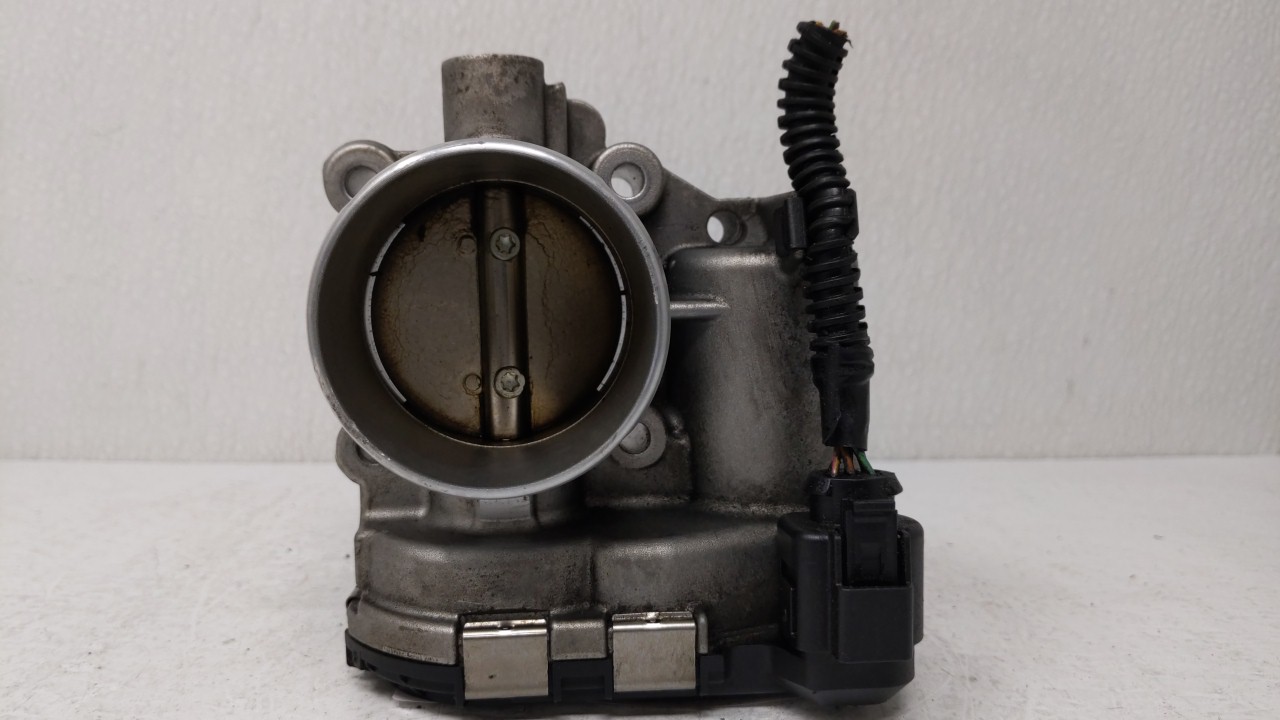 Picture of 2013-2016 Ford Escape Throttle Body 164558