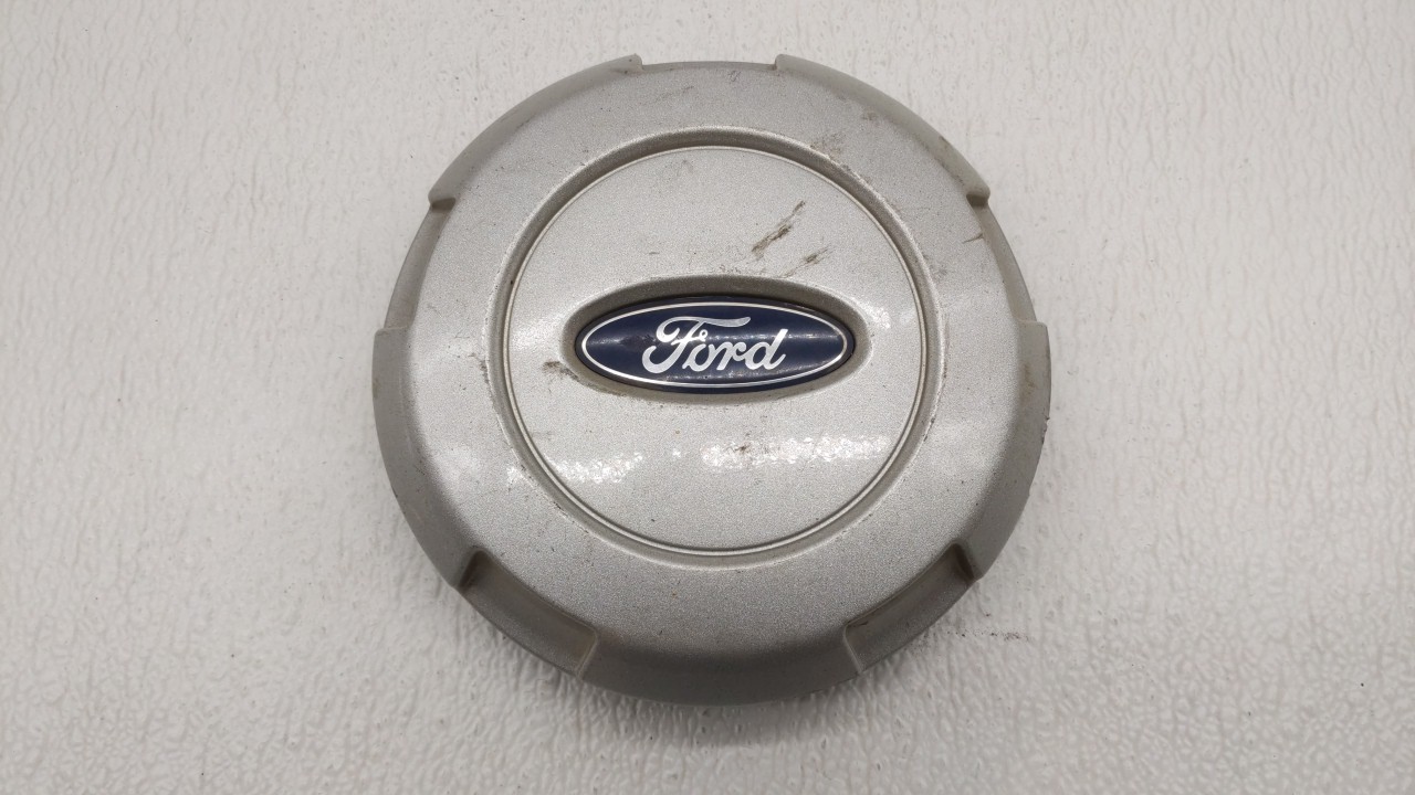 2004 Ford F-150 Rim Wheel Center Cap 168109 - Oemusedautoparts1.com