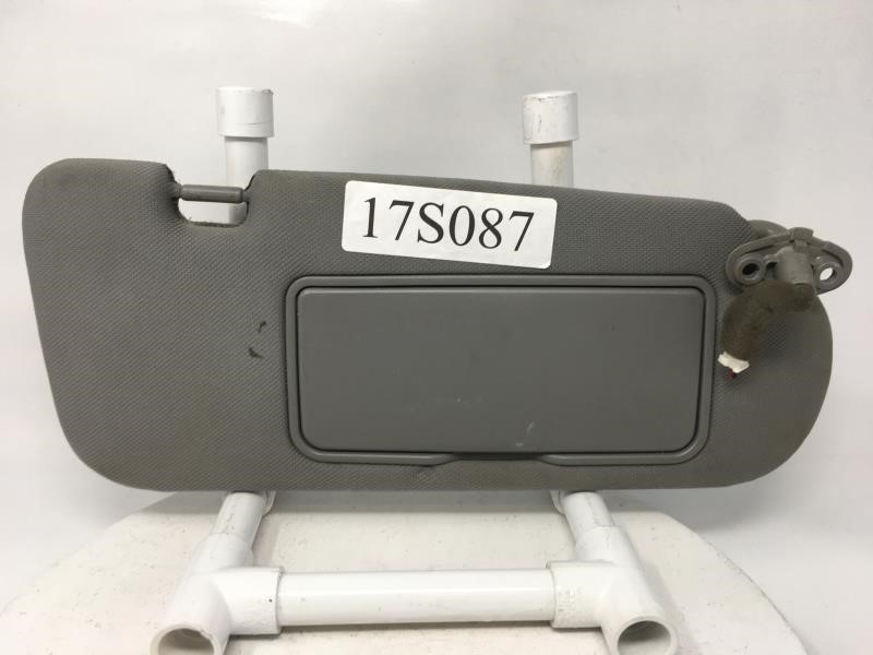 Picture of 2005-2007 Kia Sorento Passenger Right Sun Visor Sunvisor 16831