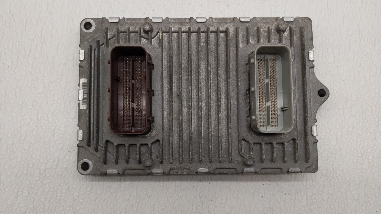 2014-2014 Chrysler 300 Engine Control Computer Ecu Pcm Ecm Pcu Oem 168641 - Oemusedautoparts1.com