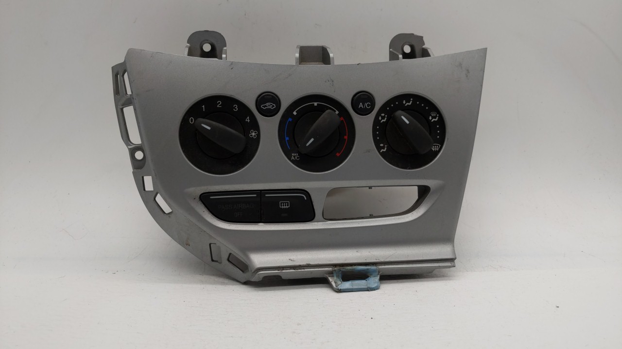 Picture of 2013-2014 Ford Focus Ac Heater Climate Control Temperature Oem 172894