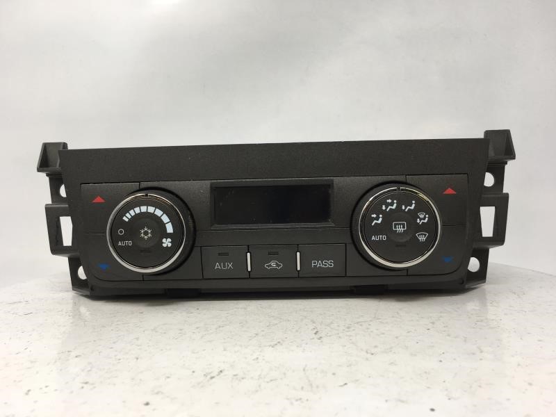 Picture of 2007-2011 Cadillac Dts Ac Heater Climate Control 15791557 17384