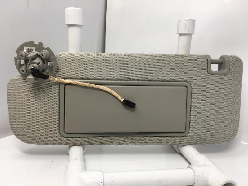 2015 Cadillac Xts Driver Left Sun Visor Sunvisor 17412 - Oemusedautoparts1.com