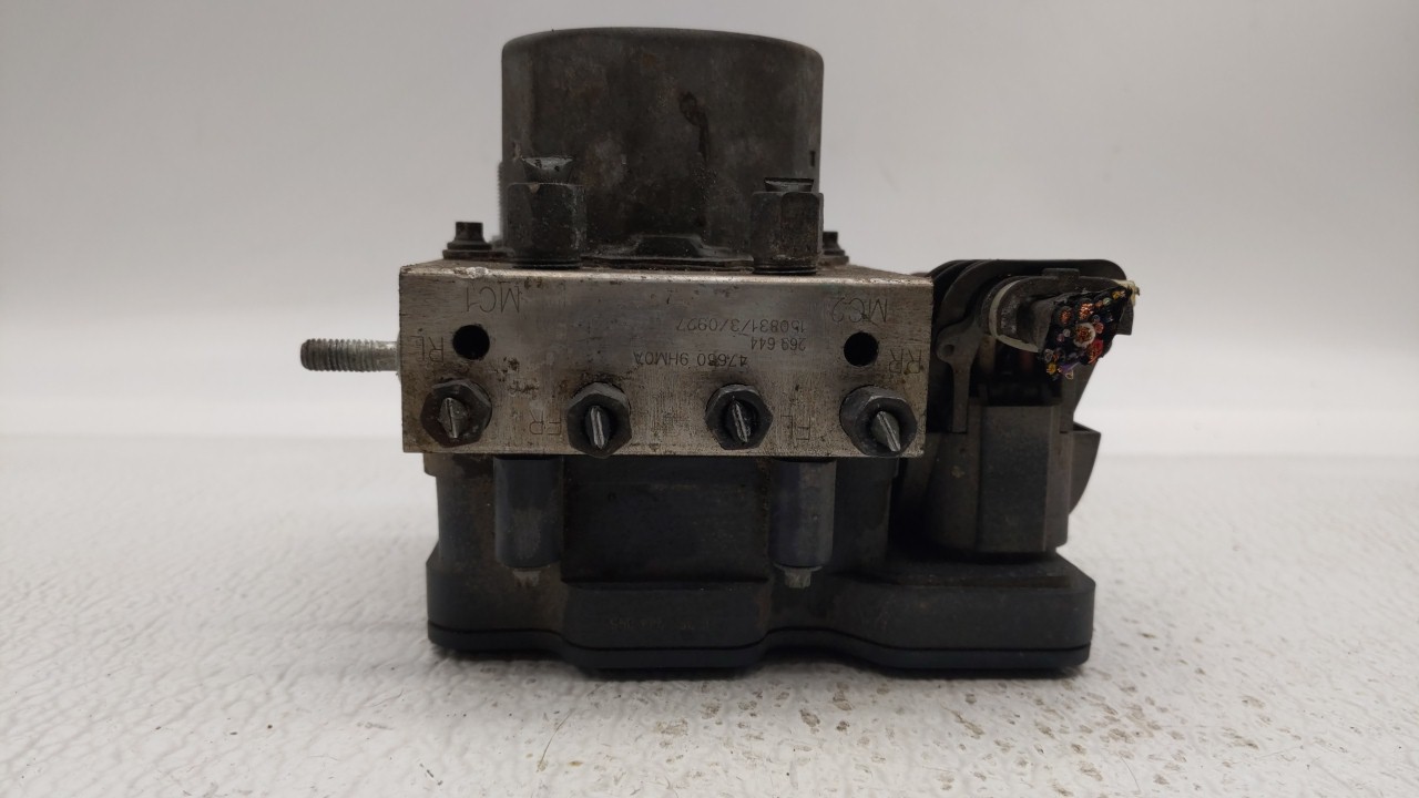 Picture of 2015-2015 Nissan Altima Abs Pump Control Module 174895