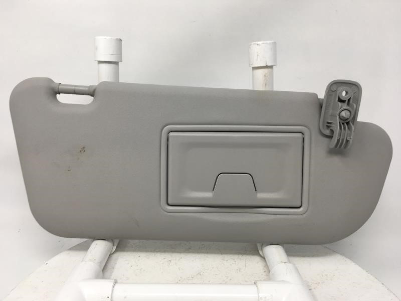 Picture of 2006 Mazda 3 Passenger Sun Visor Mirror Right Sunvisor 17725