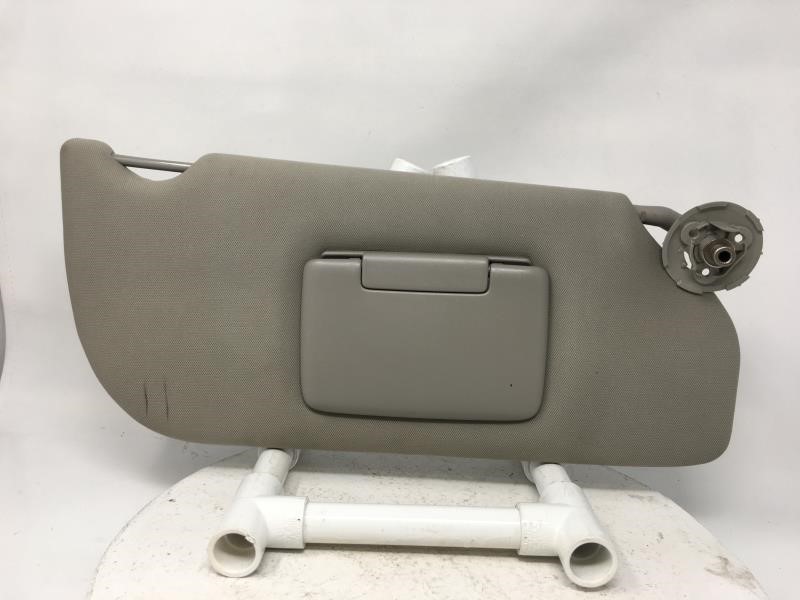 2005-2009 Chevrolet Uplander Passenger Right Sun Visor Sunvisor 17981 - Oemusedautoparts1.com