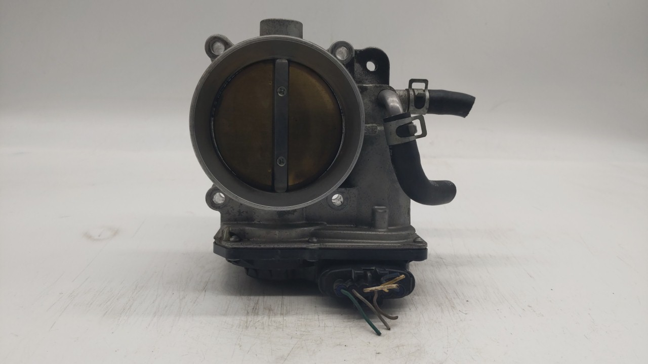 Picture of 2014-2018 Kia Sorento Throttle Body 180676