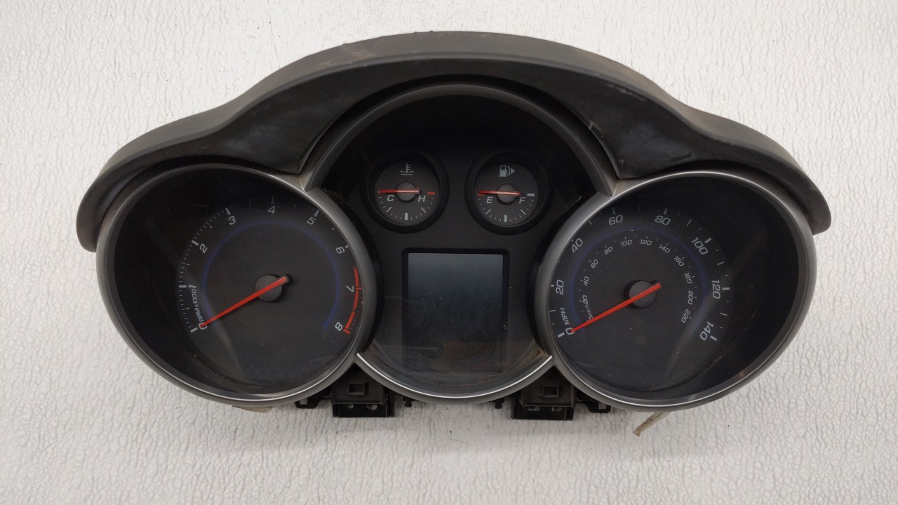 2011-2011 Chevrolet Cruze Speedometer Instrument Cluster Gauges 180890 - Oemusedautoparts1.com