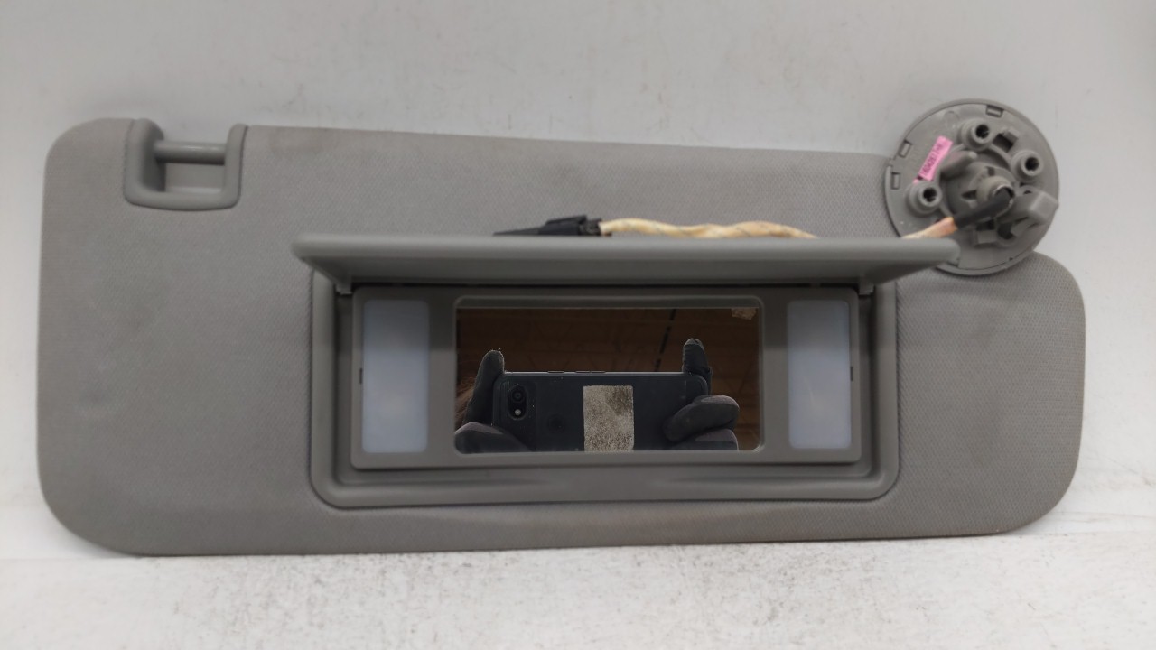 Picture of 2016-2019 Chevrolet Malibu Passenger Sun Visor Mirror Right Sunvisor Grey 181201