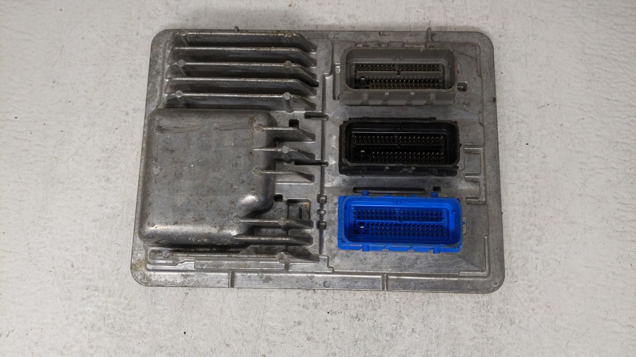 Picture of 2017-2018 Chevrolet Volt Engine Computer Ecu Pcm Ecm Pcu Oem 182243