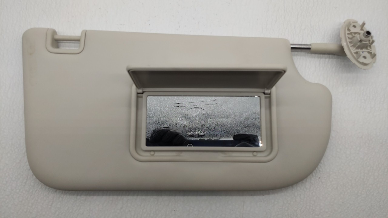 Picture of 2013-2019 Ford Escape Passenger Sun Visor Mirror Right Sunvisor Ivory 184794