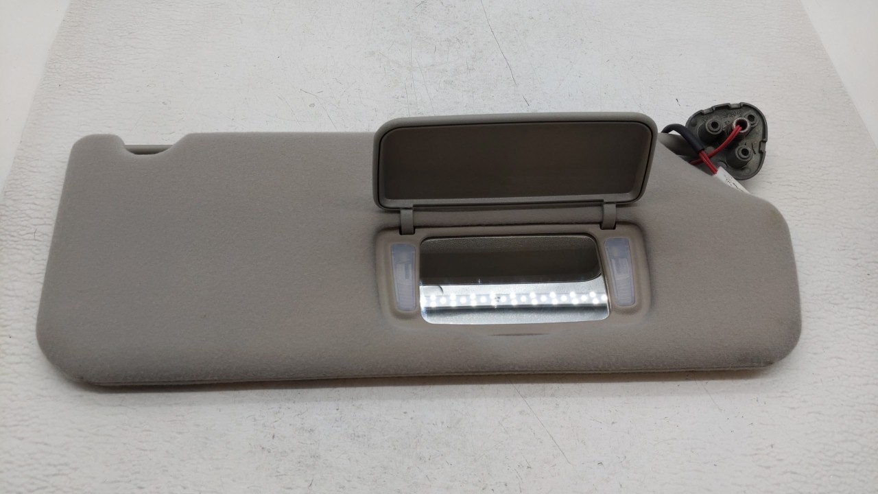 2011-2014 Toyota Sienna Passenger Sun Visor Mirror Right Sunvisor 185234 - Oemusedautoparts1.com