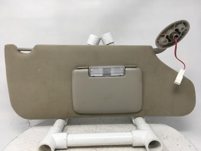 2004-2007 Jeep Liberty Passenger Right Sun Visor Sunvisor 18565 - Oemusedautoparts1.com
