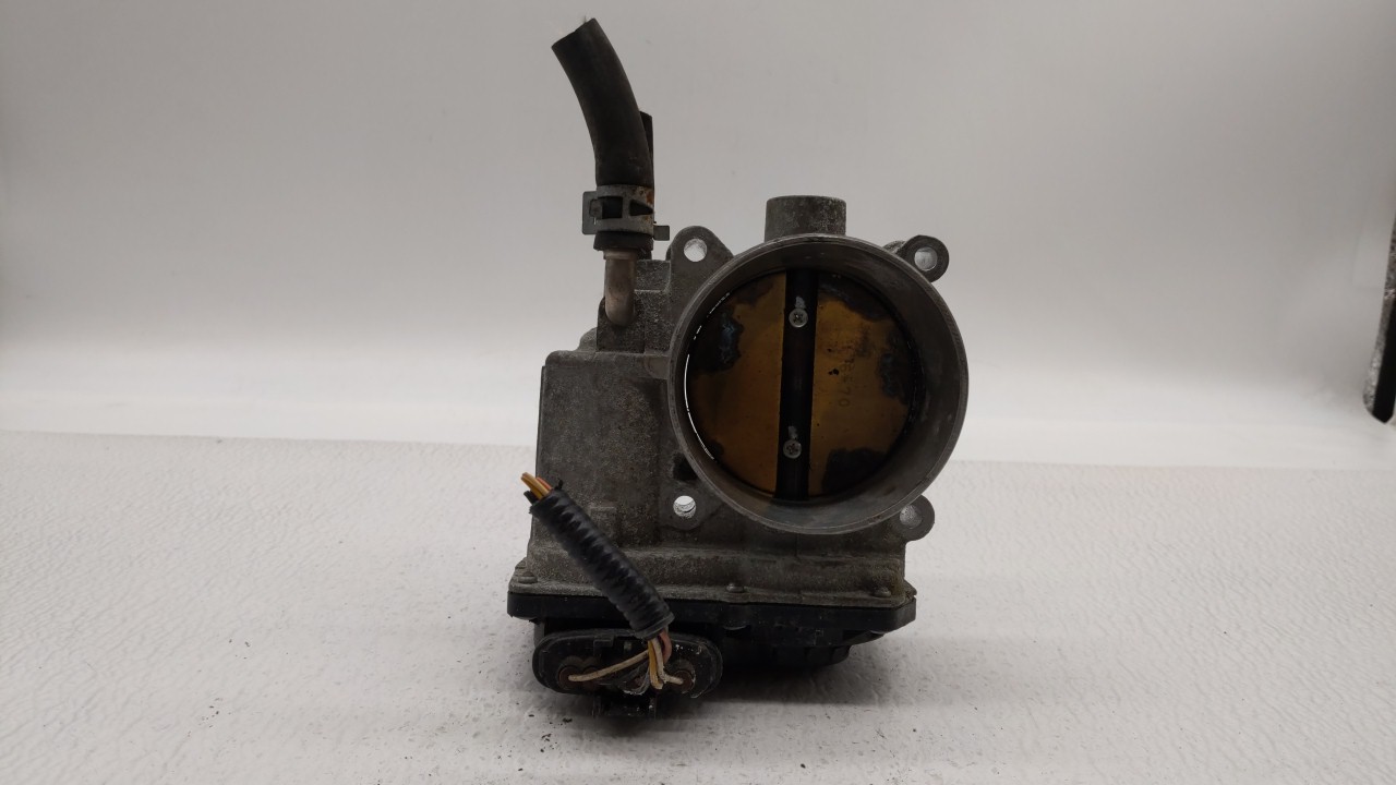 Picture of 2007-2016 Toyota Sienna Throttle Body 194611