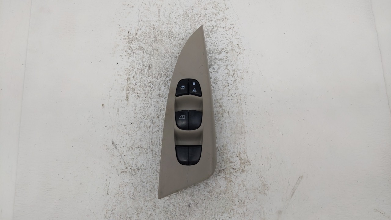 Picture of 2013-2019 Nissan Sentra Driver Left Door Master Power Window Switch 196183