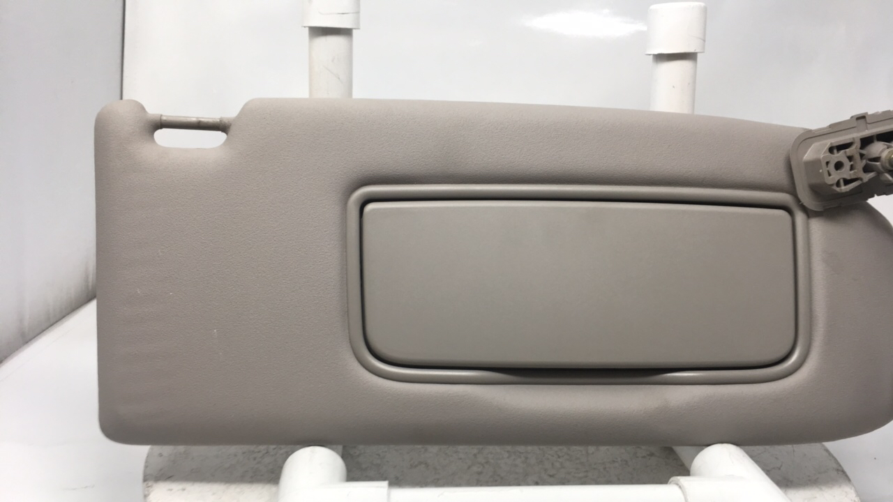 2004-2006 Volvo S40 Passenger Sun Visor Mirror Right Sunvisor Light Gray 19640 - Oemusedautoparts1.com