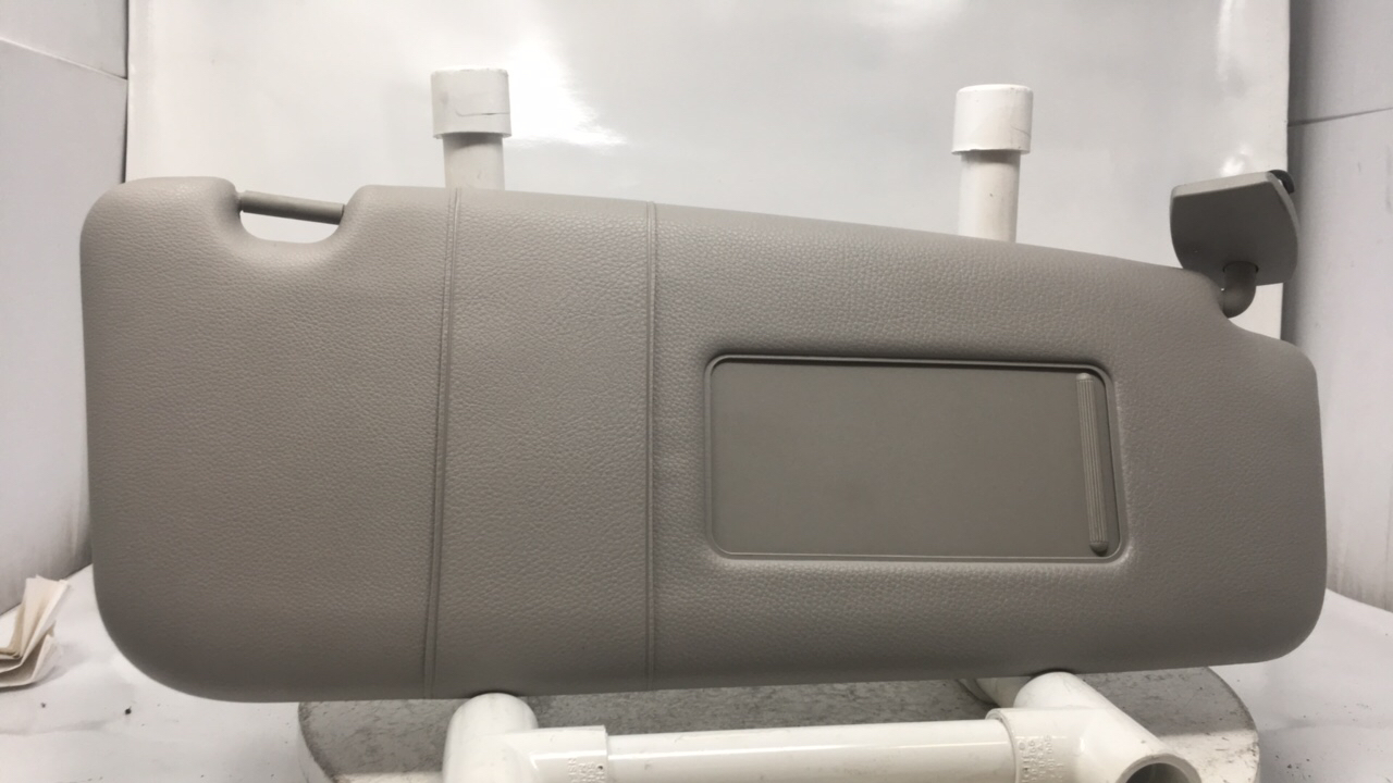 2004-2010 Bmw 528i Passenger Right Sun Visor Sunvisor Light Gray 20020 - Oemusedautoparts1.com