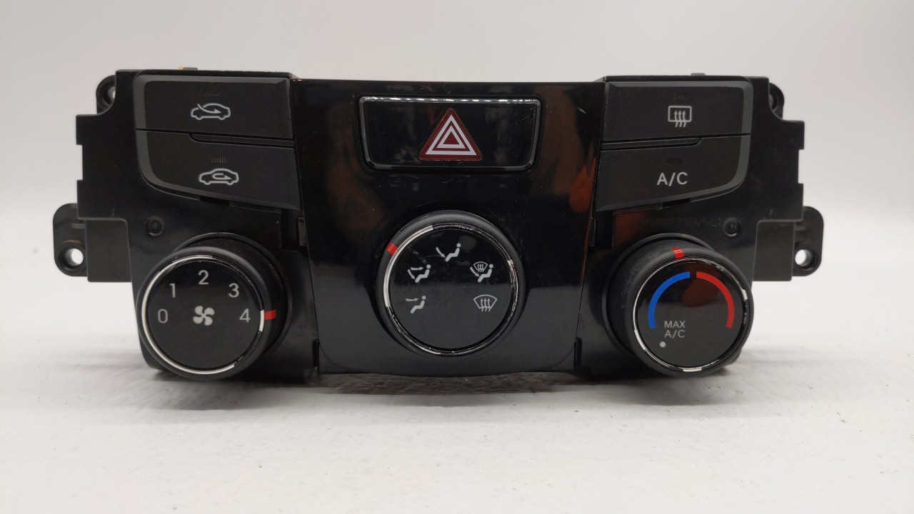 Picture of 2014-2014 Hyundai Sonata Ac Heater Climate Control Temperature Oem 200574