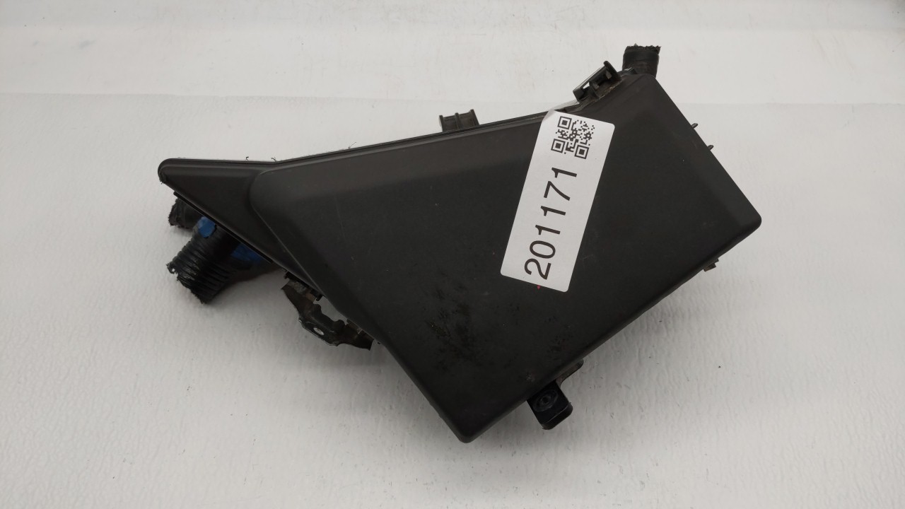 2014-2015 Subaru Forester Fusebox Fuse Box Relay Module 201171 - Oemusedautoparts1.com