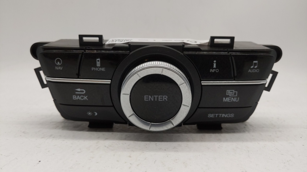 2014-2017 Acura Mdx Radio Control Panel 202212 - Oemusedautoparts1.com