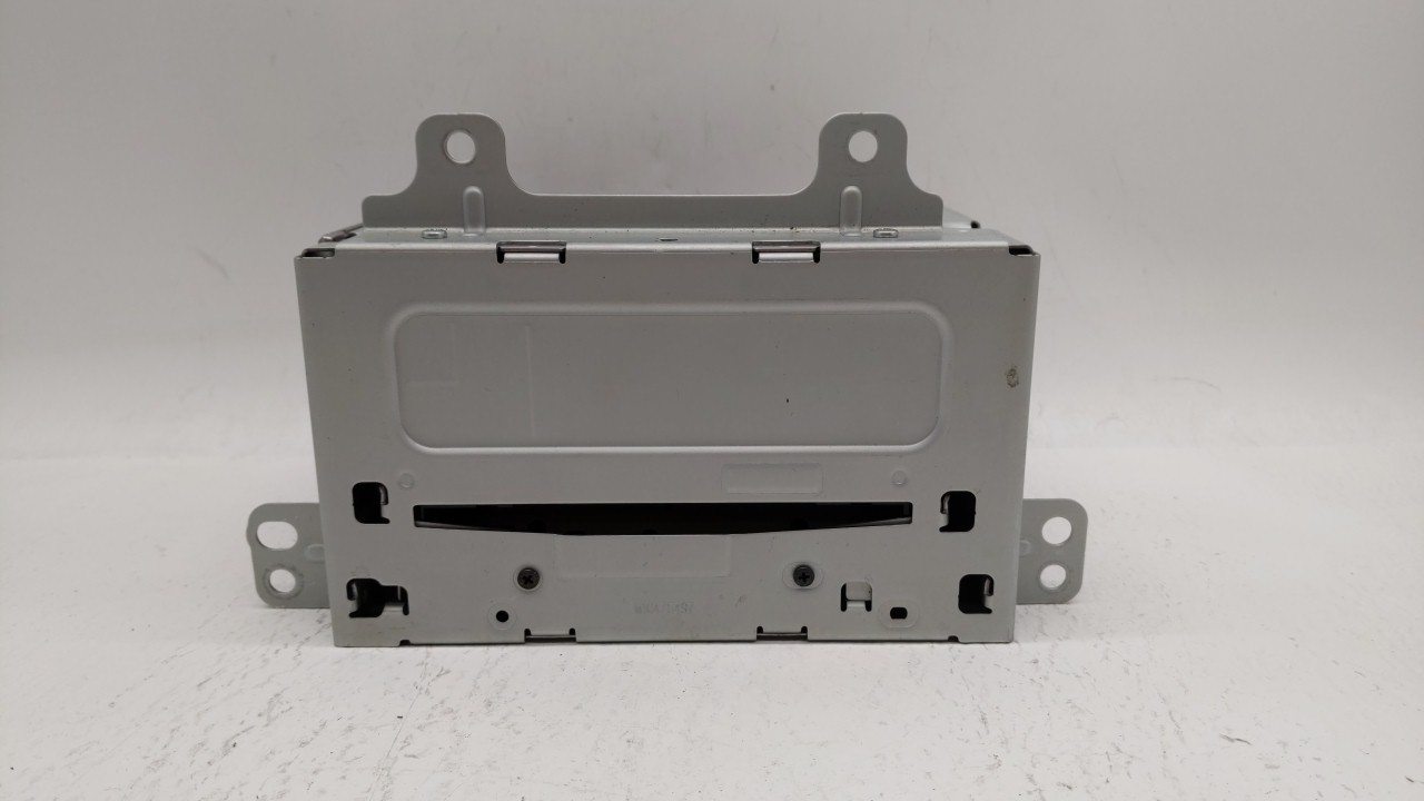 2011 Chevrolet Cruze Am Fm Cd Player Radio Receiver 202882 - Oemusedautoparts1.com