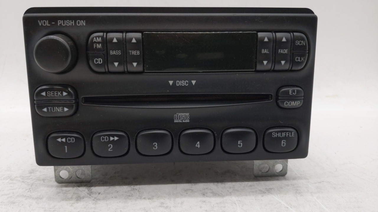 2004-2005 Ford Explorer Am Fm Cd Player Radio Receiver 202981 - Oemusedautoparts1.com