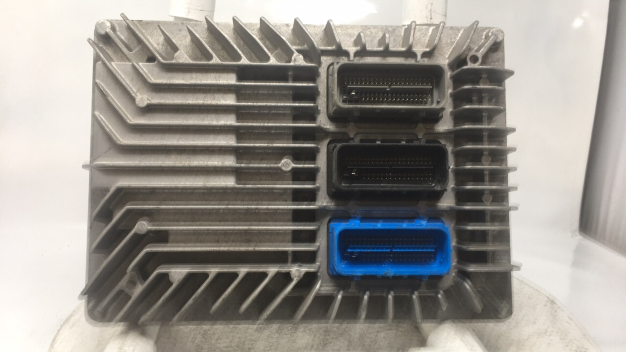Picture of Regal Buick Engine Computer Ecu Pcm Ecm Pcu Oem 12667002 20520