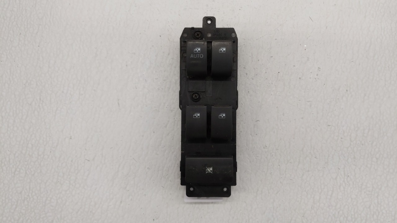 Picture of 2015-2017 Chrysler 200 Driver Left Door Master Power Window Switch 207940