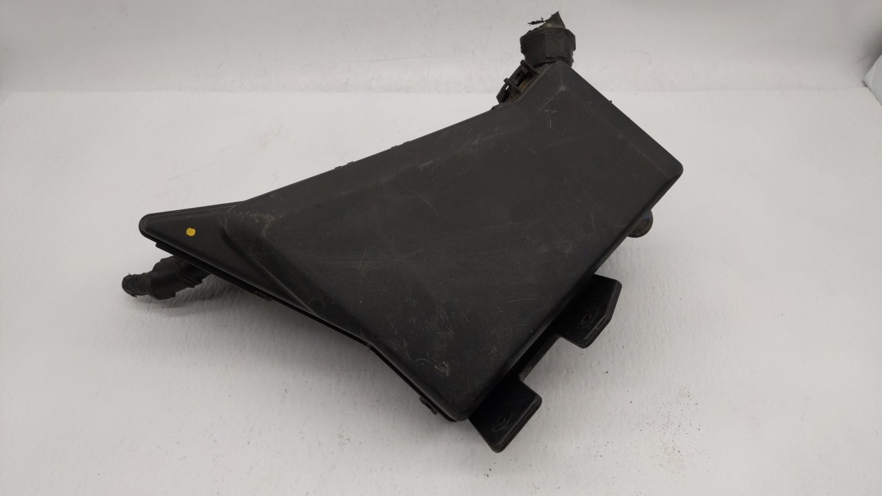 2010-2014 Subaru Legacy Fusebox Fuse Box Relay Module 214702 - Oemusedautoparts1.com