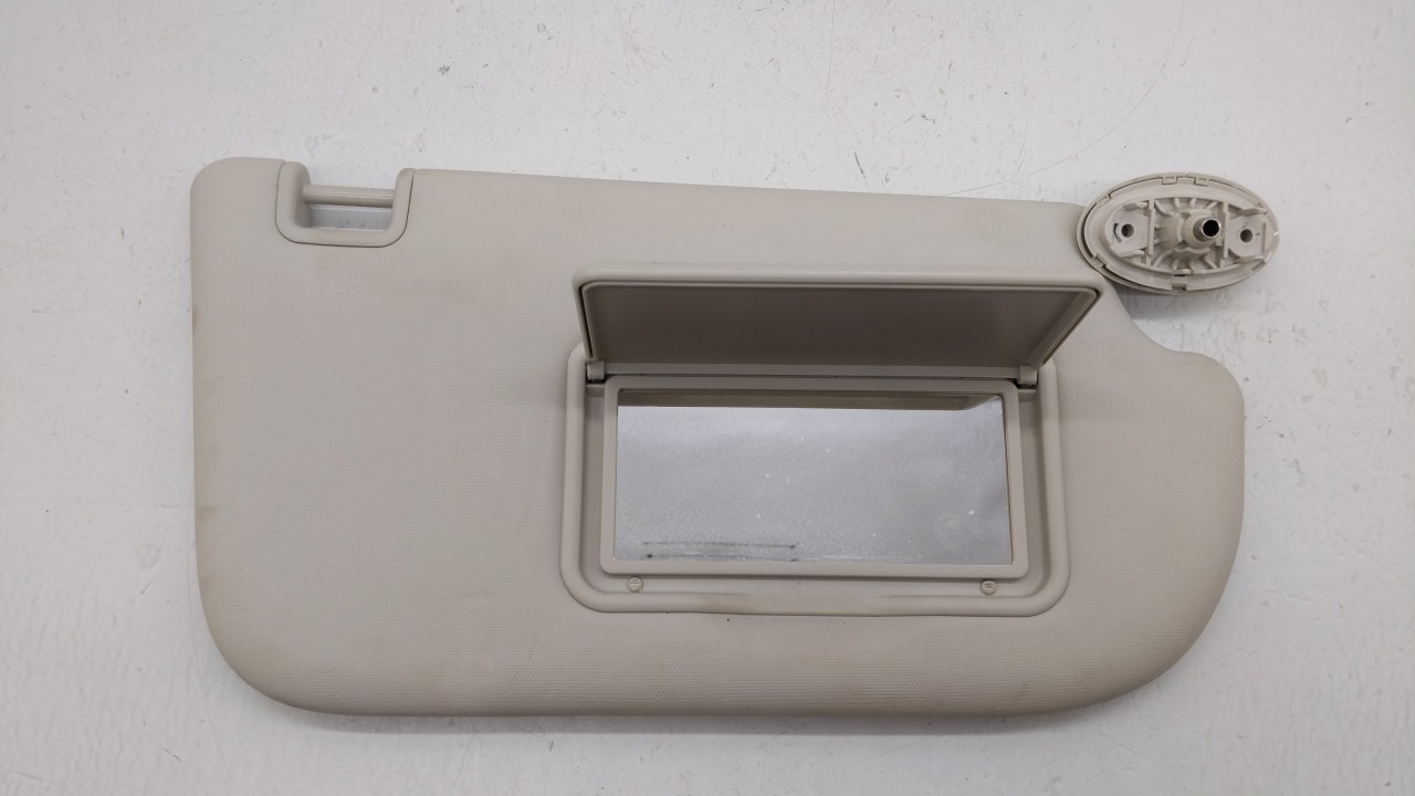 Picture of 2013-2019 Ford Escape Passenger Sun Visor Mirror Right Sunvisor Ivory 216504