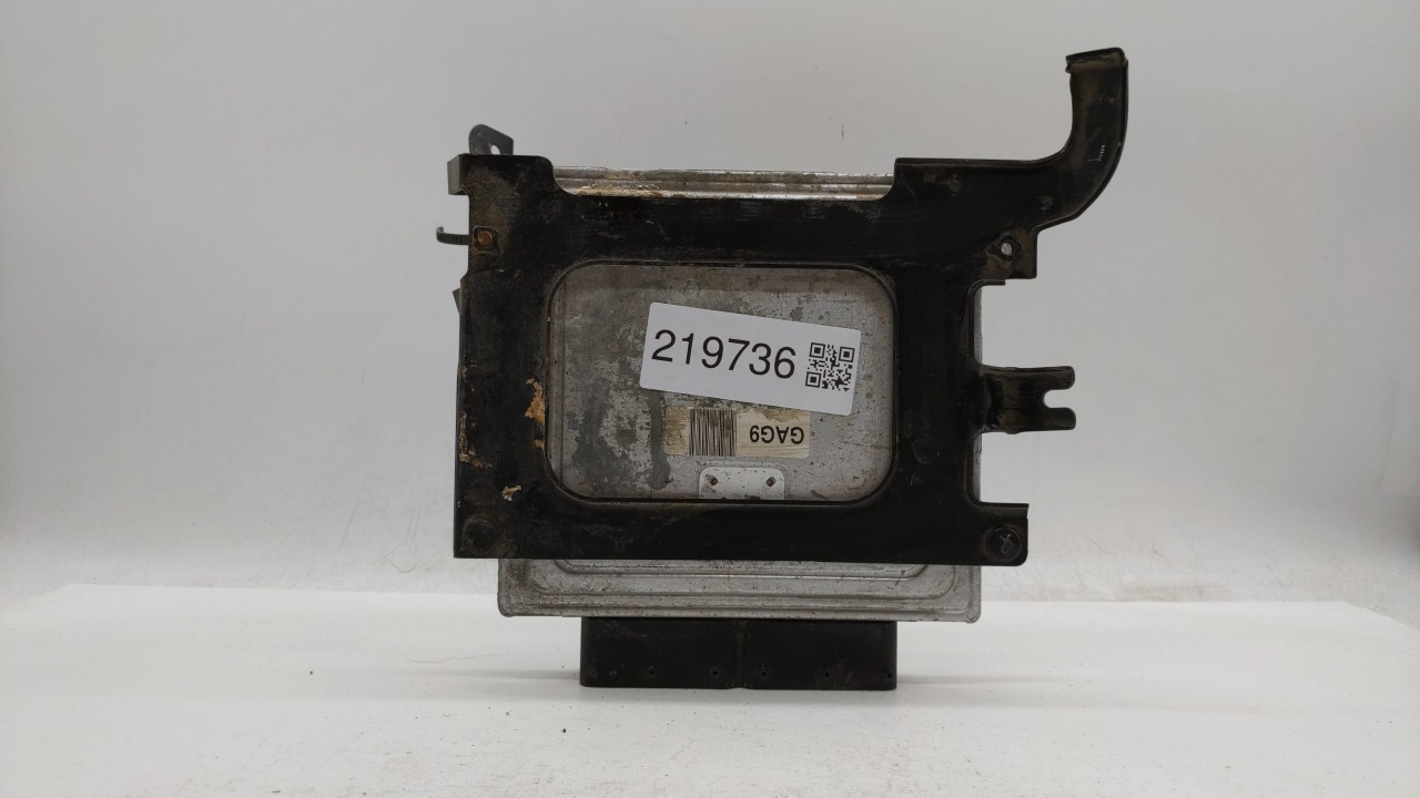 Picture of 2015 Hyundai Santa Fe Engine Computer Ecu Pcm Ecm Pcu Oem 219736