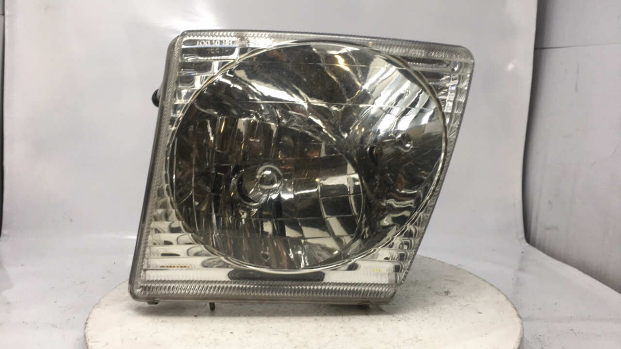 2004 Ford Explorer Driver Left Oem Head Light Headlight Lamp 22013 - Oemusedautoparts1.com