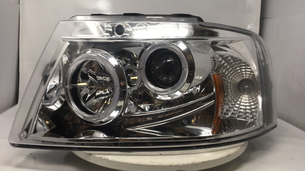2003 Ford Expedition Driver Left Oem Head Light Headlight Lamp 22014 - Oemusedautoparts1.com