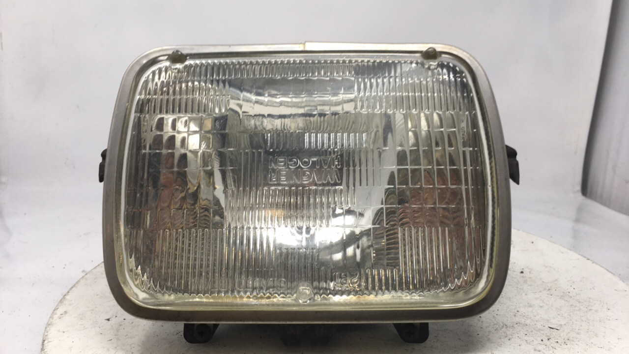 Picture of Gmc Vandura Passenger Right Oem Head Light Headlight Lamp 22126