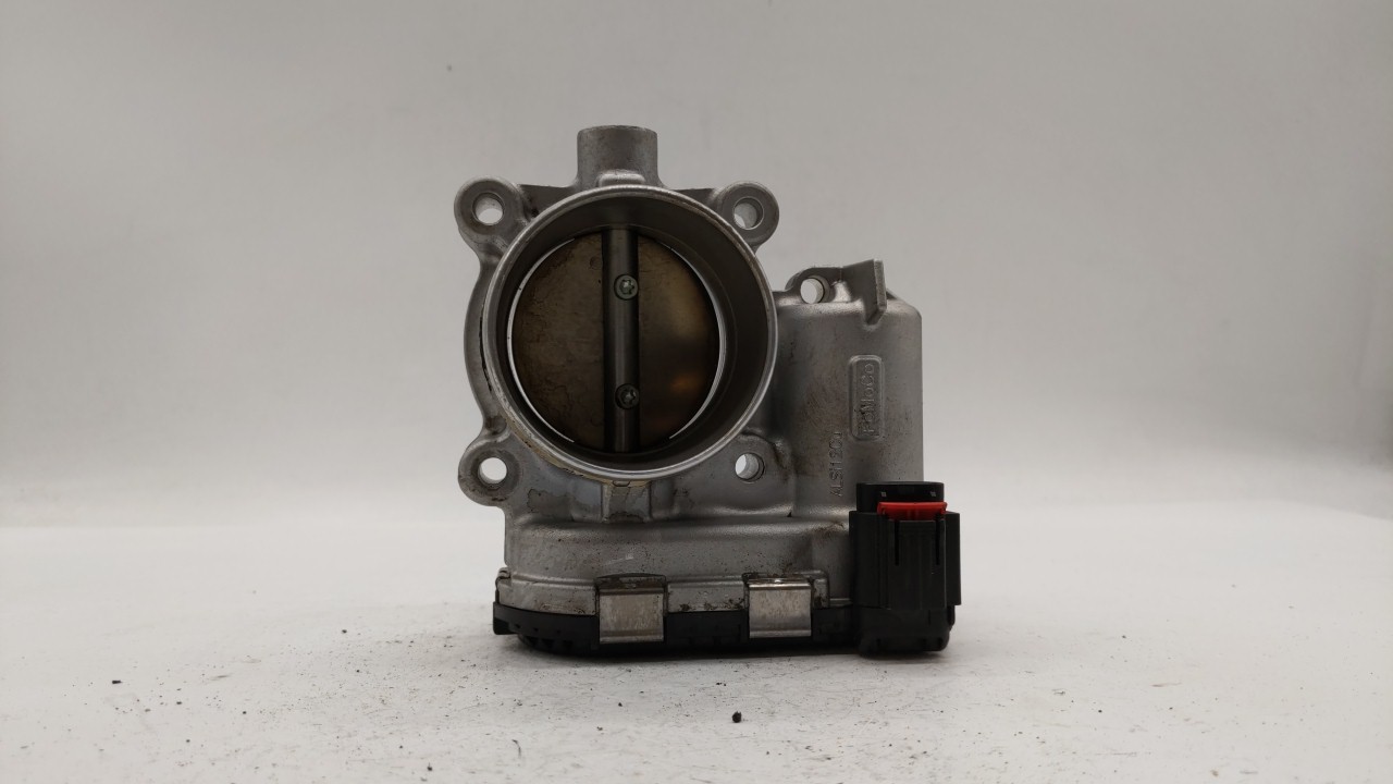 2014-2018 Ford Focus Throttle Body 221658 - Oemusedautoparts1.com
