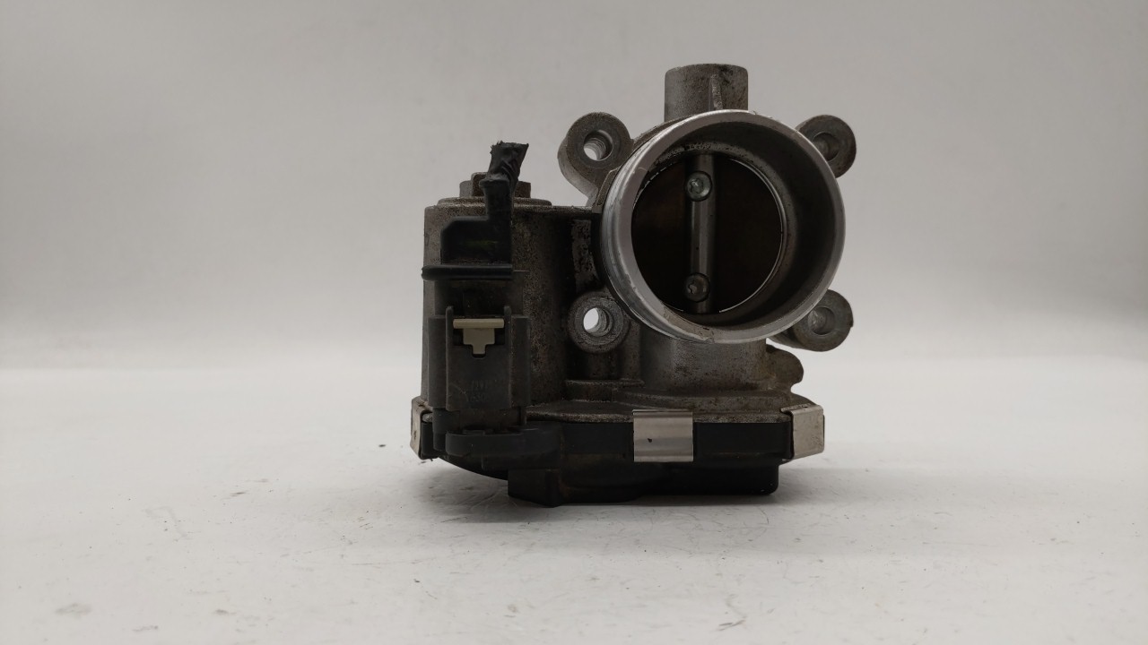 Picture of 2016-2019 Chevrolet Malibu Throttle Body 221741