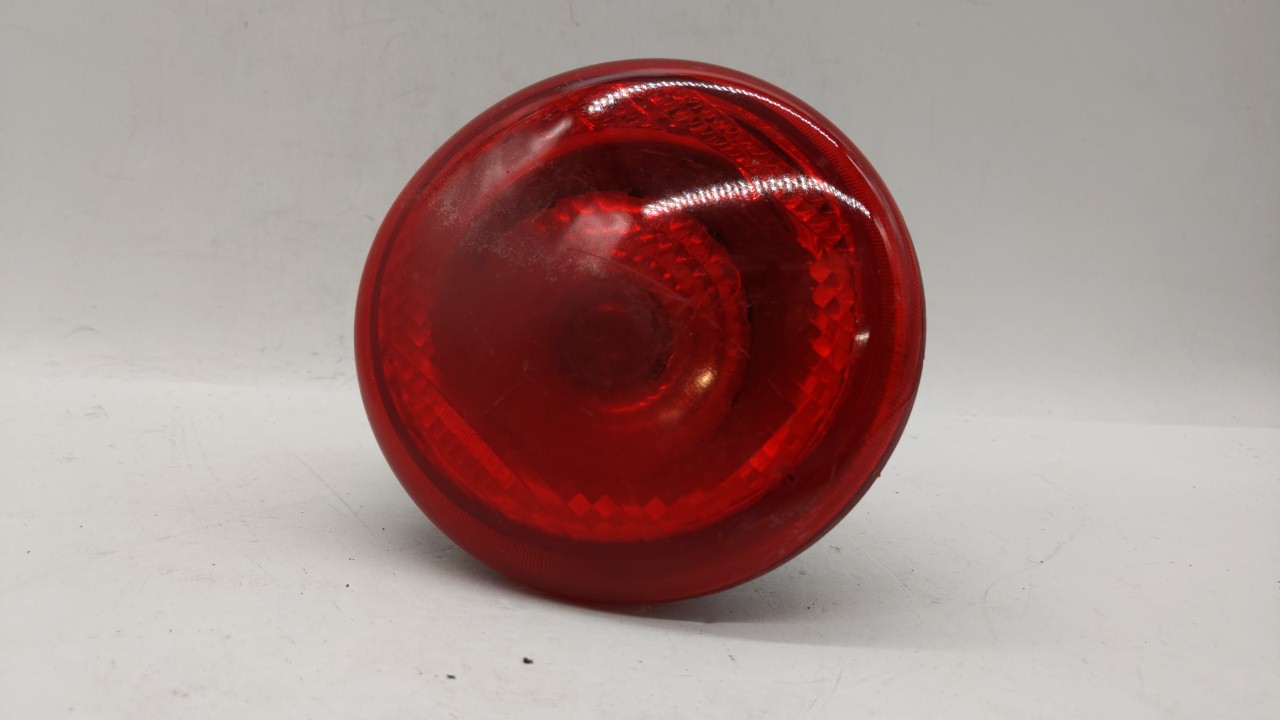 Picture of 2006 Chevrolet Hhr Passenger Right Side Tail Light Taillight Oem 222425