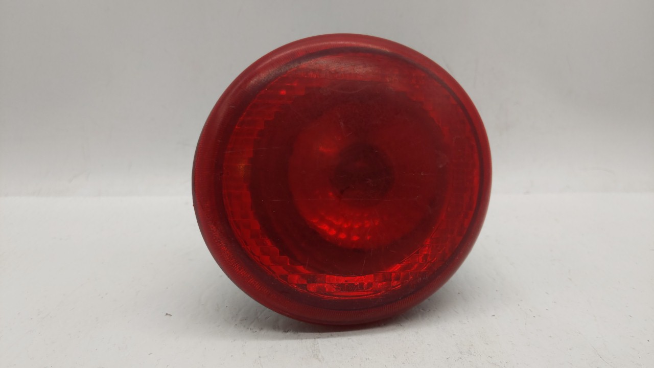 Picture of 2006-2011 Chevrolet Hhr Passenger Right Side Tail Light Taillight Oem 222571