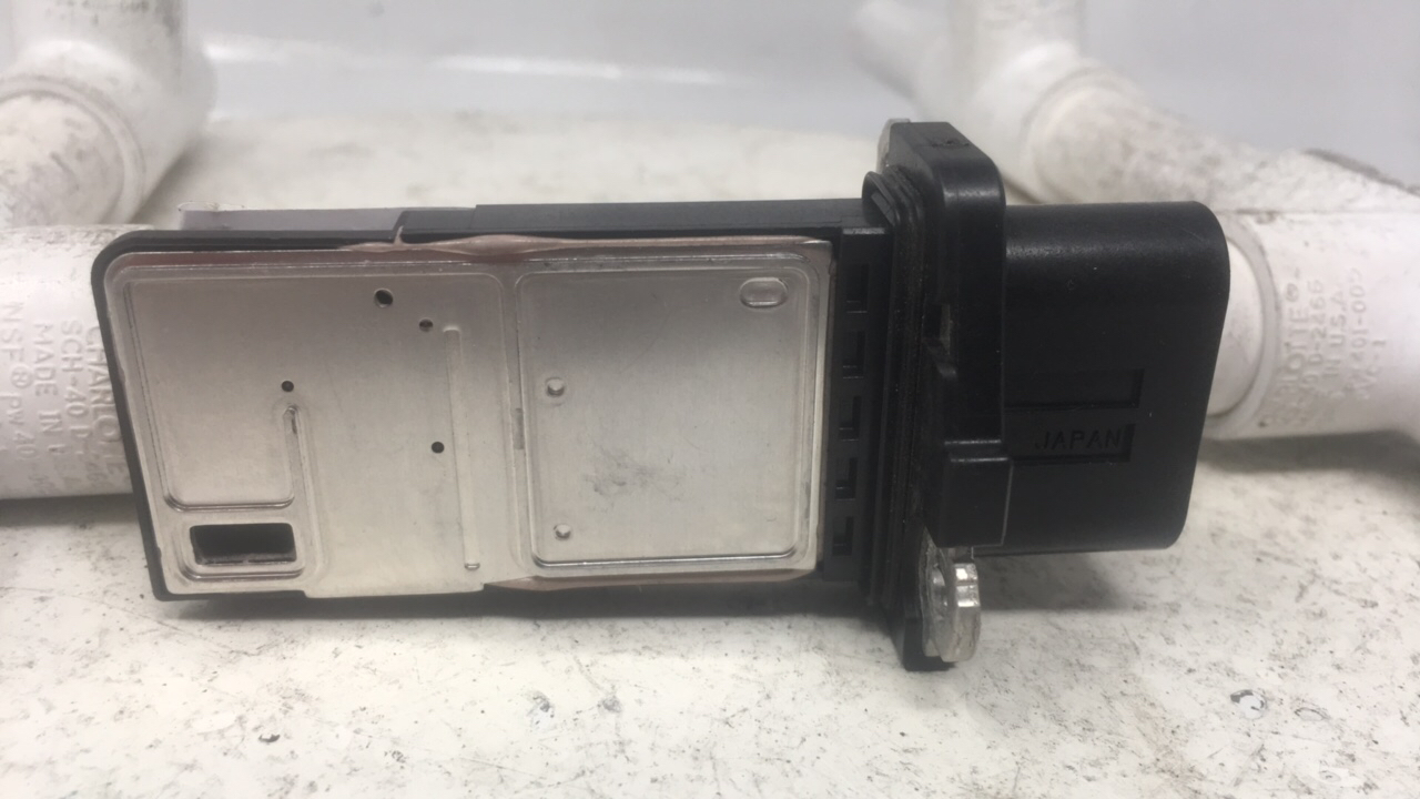 2011-2011 Buick Regal Mass Air Flow Meter Maf Black 22621 - Oemusedautoparts1.com