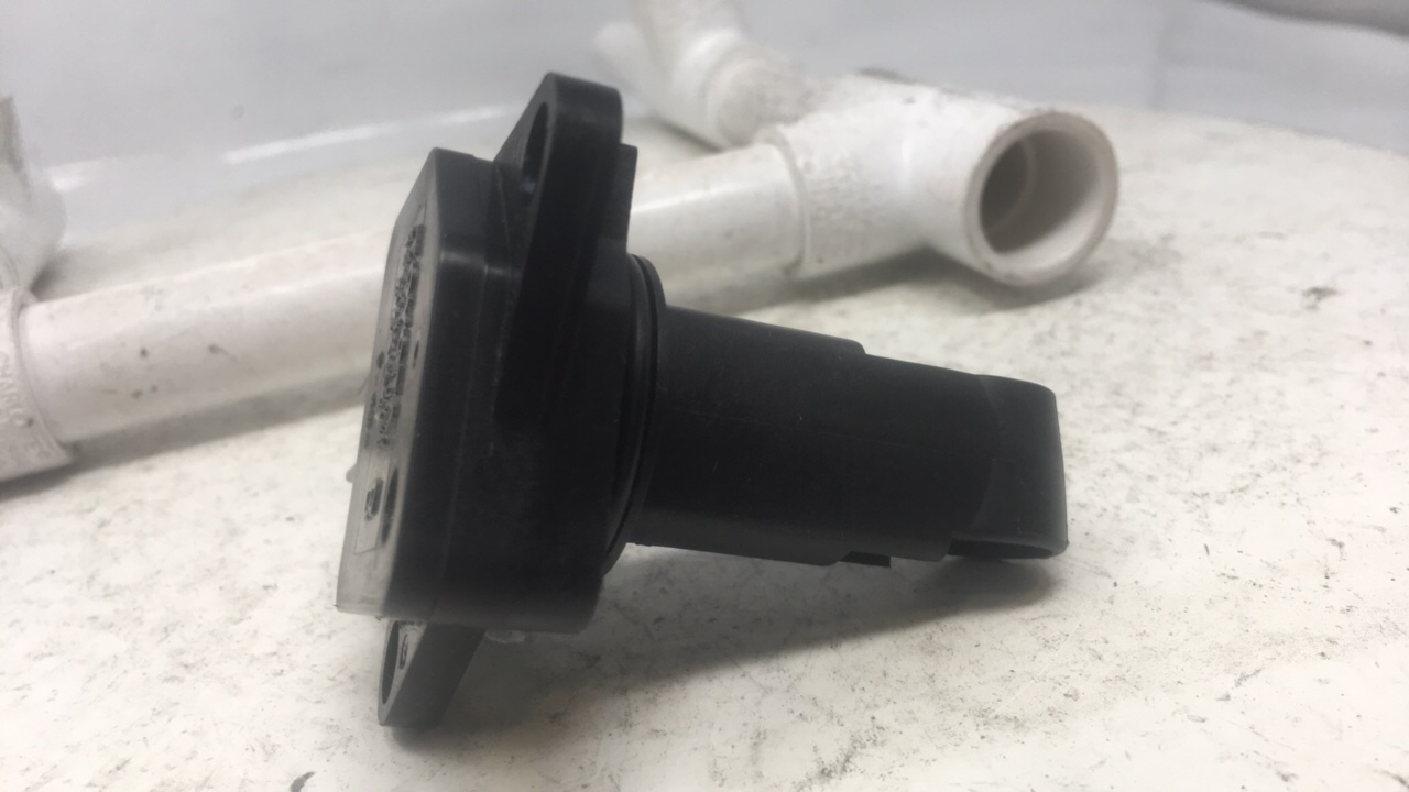 2002-2006 Toyota Camry Mass Air Flow Meter Maf Black 22622 - Oemusedautoparts1.com