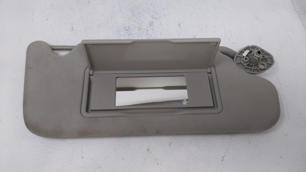 Picture of 2006-2016 Chevrolet Impala Passenger Sun Visor Mirror Right Sunvisor 228614