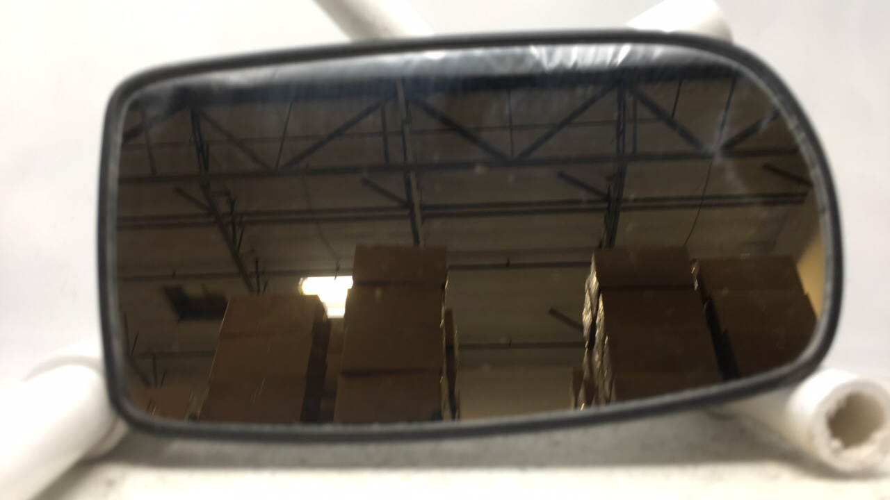 2010 Hyundai Genesis Driver Left Side View Power Door Mirror 22975 - Oemusedautoparts1.com