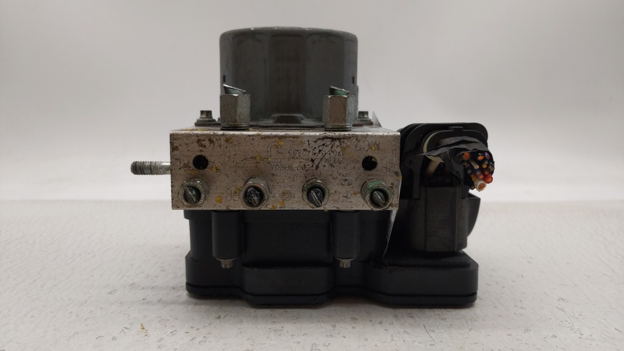 Picture of 2017-2017 Nissan Altima Abs Pump Control Module 231353