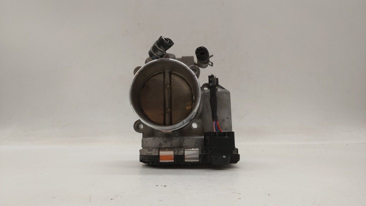 Picture of Hyundai Santa Fe Throttle Body 233486