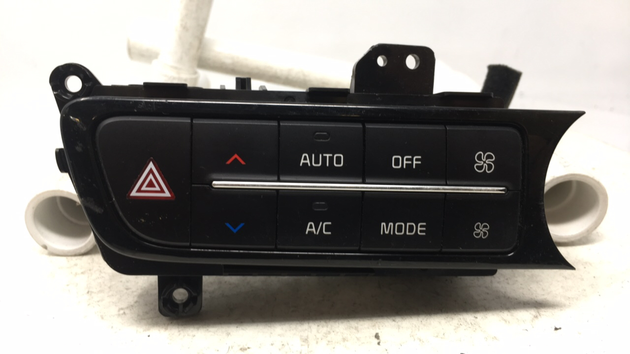 2015-2015 Kia K900 Ac Heater Climate Control 97250-3t600 23460 - Oemusedautoparts1.com