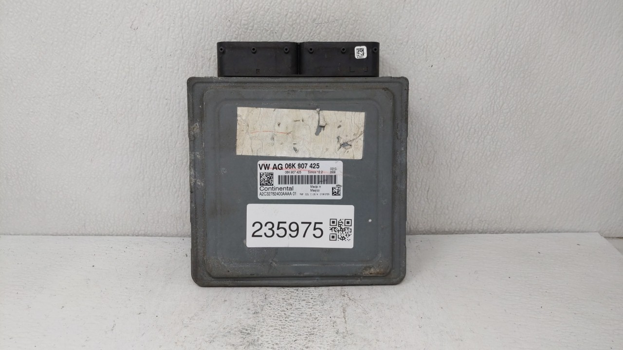 Picture of 2014-2014 Volkswagen Jetta Engine Computer Ecu Pcm Ecm Pcu Oem 235975