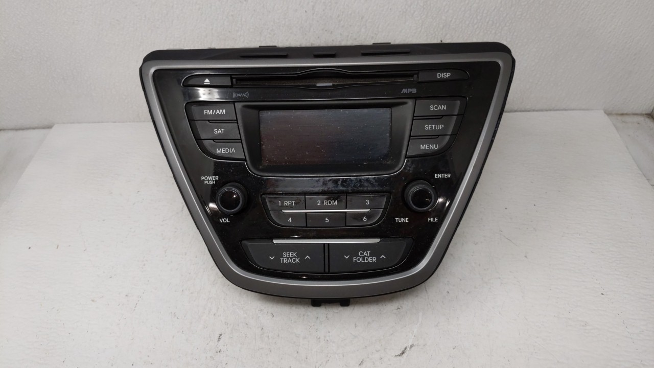 2014-2016 Hyundai Elantra Am Fm Cd Player Radio Receiver 237699 - Oemusedautoparts1.com