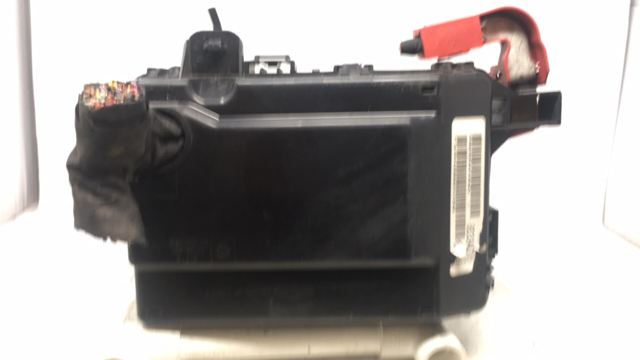 2015 Maserati Quattroporte Fusebox Fuse Box Relay Module 7154-7630-30 24103 - Oemusedautoparts1.com