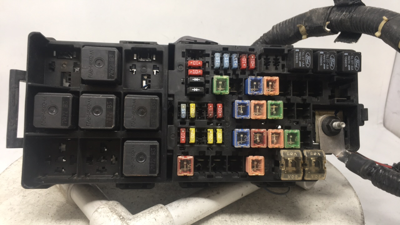 2008-2009 Ford Sable Fusebox Fuse Box Relay Module 8g1t-14a003-a0 24152 - Oemusedautoparts1.com